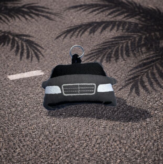 Breloczek Mercedes W202- Dark Gray