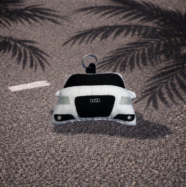 Breloczek Audi A3- White