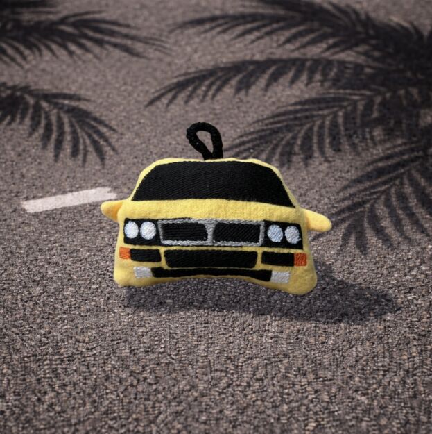 Breloczek Lancia Delta- Yellow